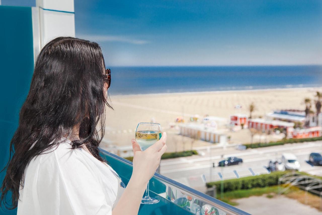 Hotel Spiaggia Marconi Римини Экстерьер фото