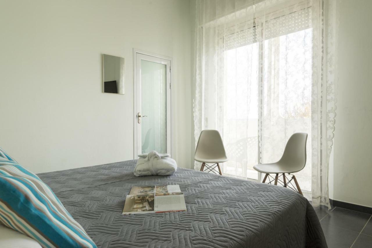 Hotel Spiaggia Marconi Римини Экстерьер фото